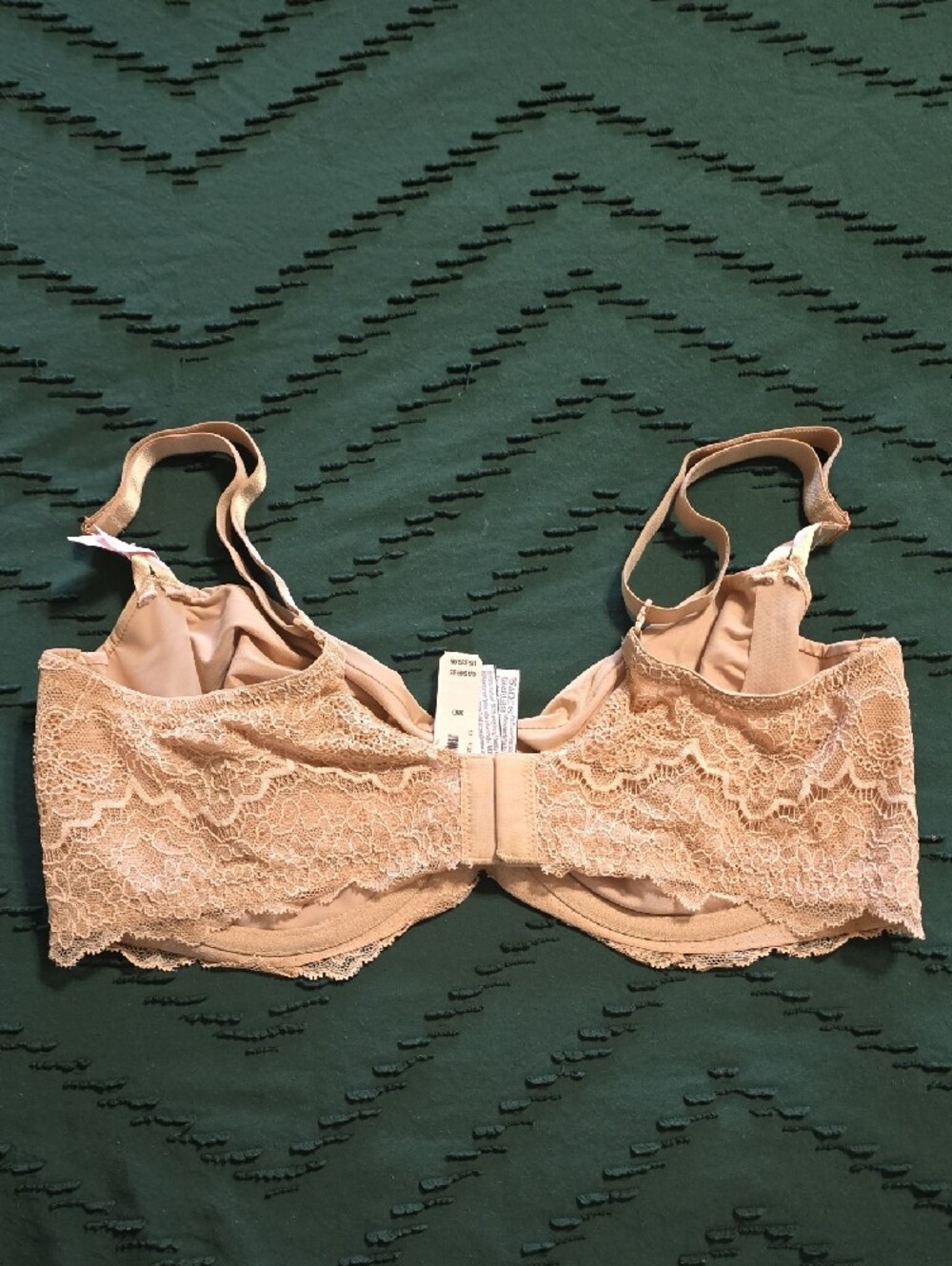 Victoria's Secret Dream Angels Nude Lace Unlined Bra - Picture 4 of 4